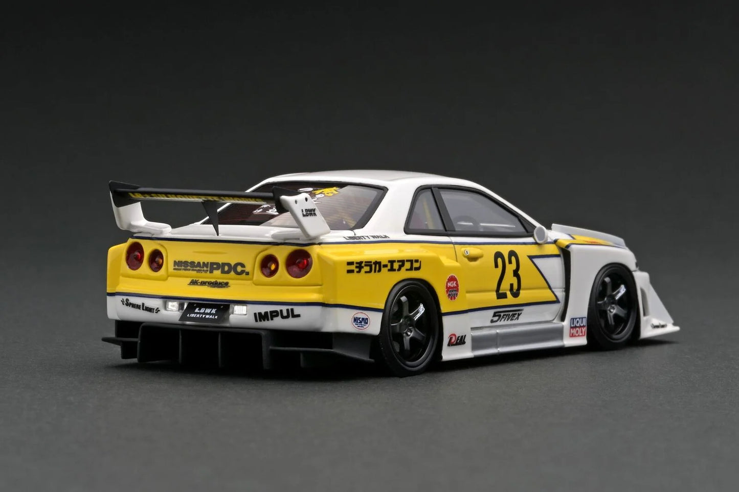 IG2851 rear
