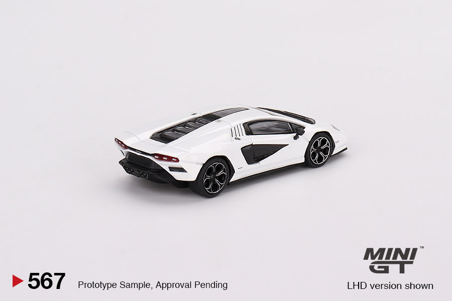 MINI GT Lamborghini Countach LPI 800-4 Bianco Siderale MGT00567