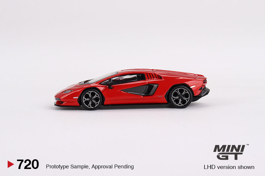 #720 - Lamborghini Countach LPi 800-4 (Red)