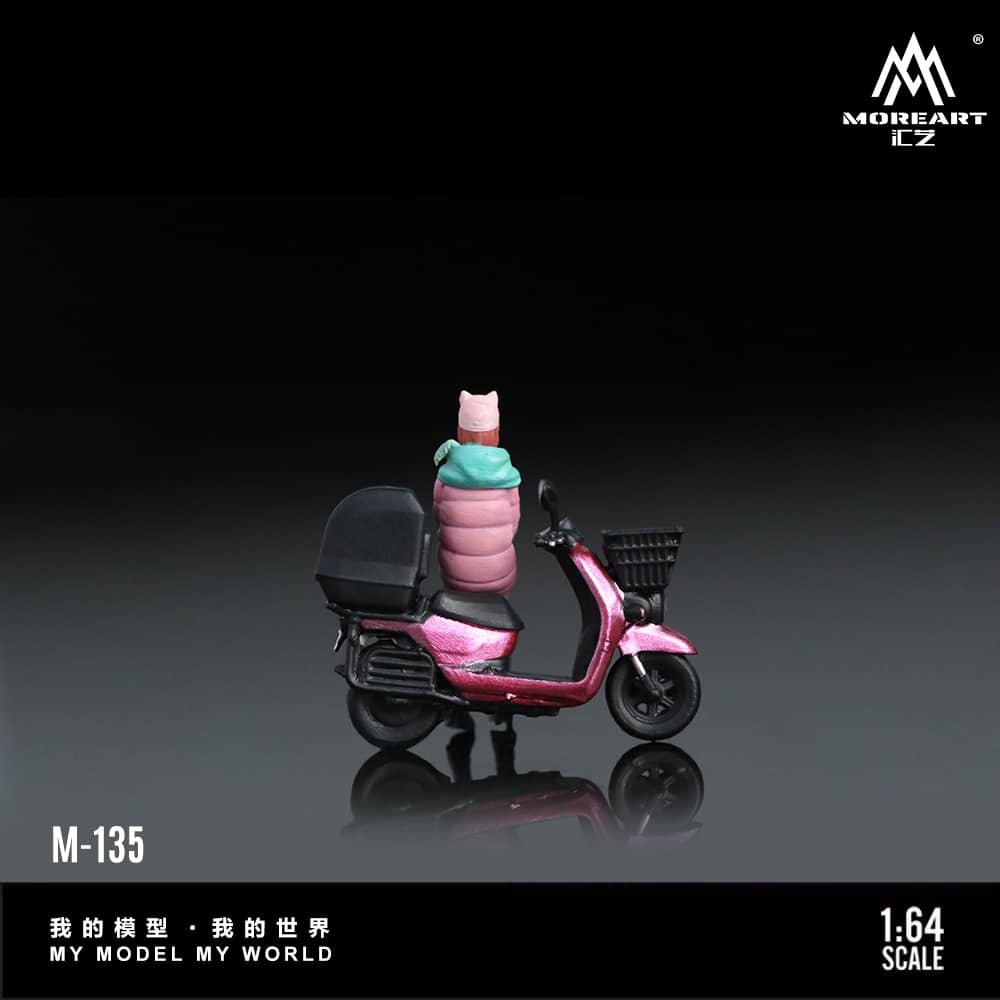 Resin Model Metallic Pink Motorcycle and Figure Set 5