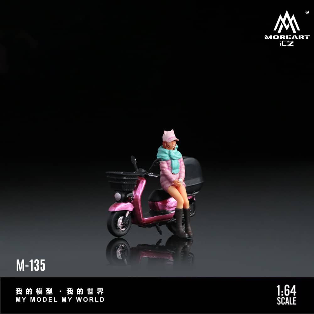 Resin Model Metallic Pink Motorcycle and Figure Set 6