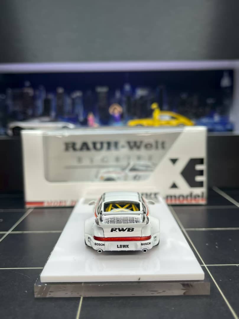 ELŐRENDELÉS - XKE Model - RWB 964, Numero reserve