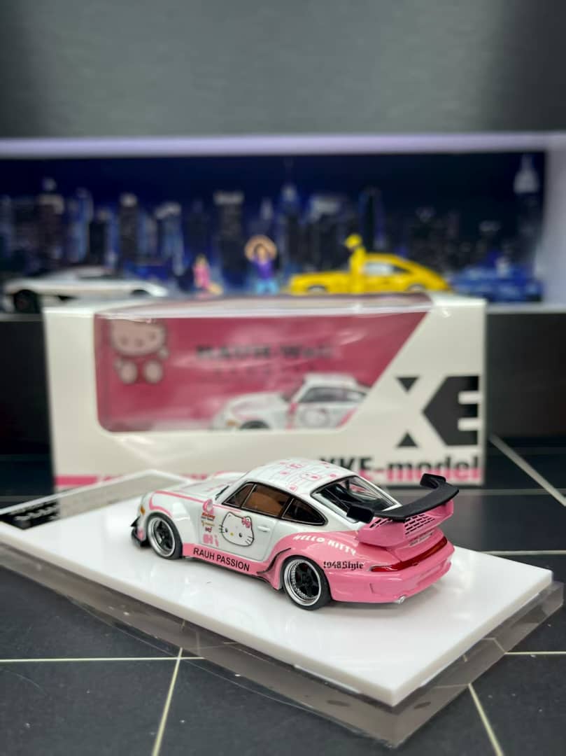 ELŐRENDELÉS - XKE Model - RWB 993, Hello Kitty
