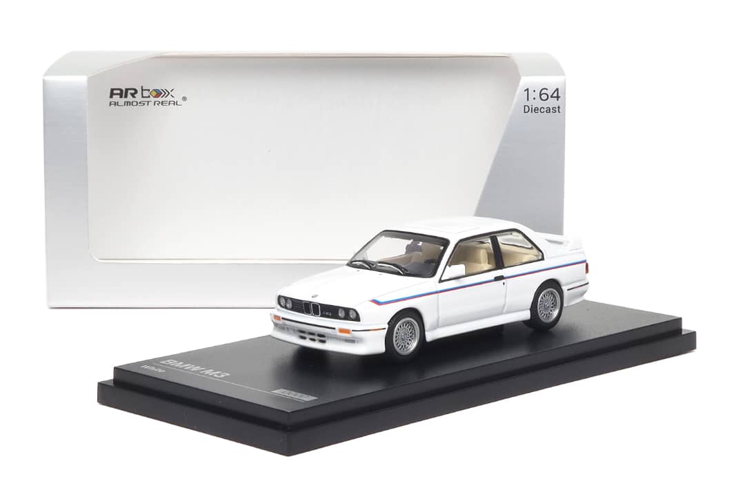 ELŐRENDELÉS - AR Box - BMW 3 Series M3 E30 Sedan, White