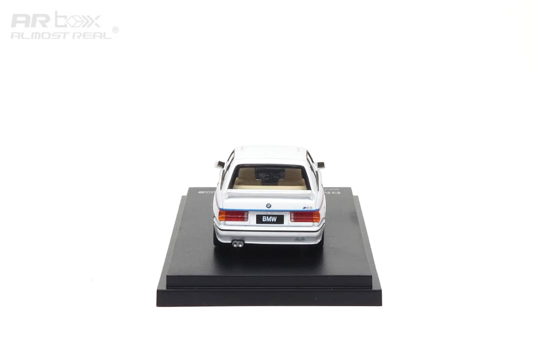 ELŐRENDELÉS - AR Box - BMW 3 Series M3 E30 Sedan, White