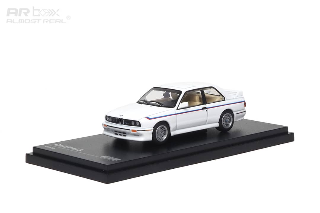 ELŐRENDELÉS - AR Box - BMW 3 Series M3 E30 Sedan, White