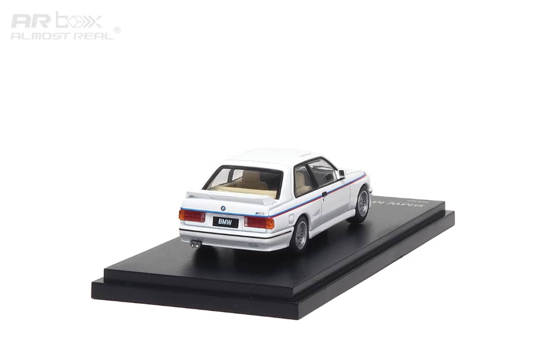 ELŐRENDELÉS - AR Box - BMW 3 Series M3 E30 Sedan, White