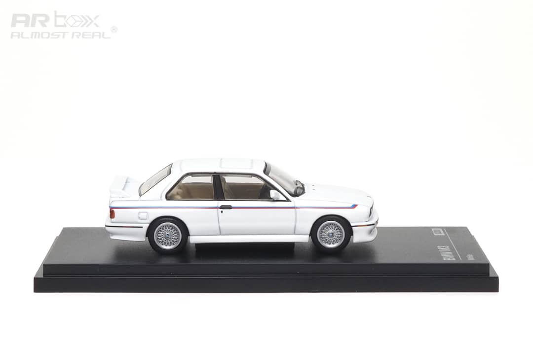 ELŐRENDELÉS - AR Box - BMW 3 Series M3 E30 Sedan, White