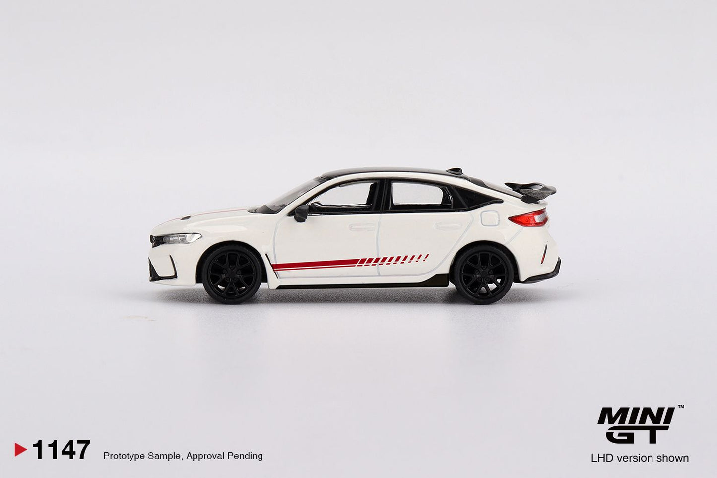 ELŐRENDELÉS - #MGT1147 - Honda Civic Type-R Ultimate Edition, White
