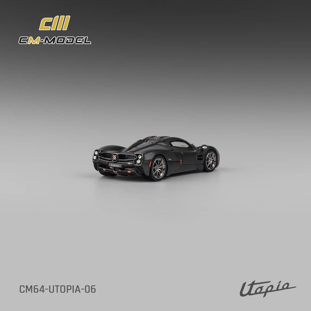 ELŐRENDELES - #CM64-UTOPIA-06 Pagani Utopia Open-Engin Hood, Visible Engine Carbon Black