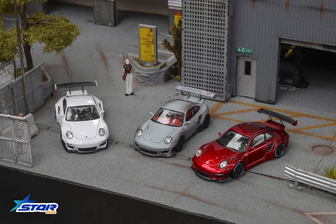 ELŐRENDELÉS - Star Model - 997 Wide Body, Red