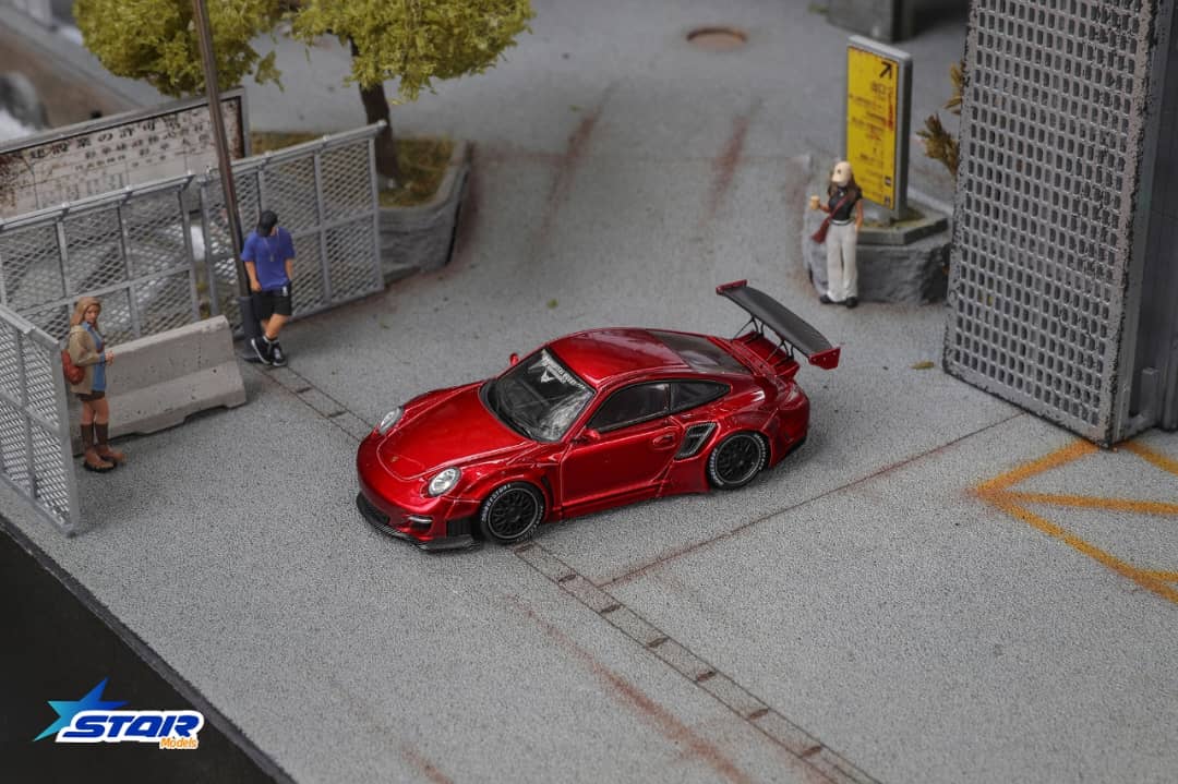 ELŐRENDELÉS - Star Model - 997 Wide Body, Red