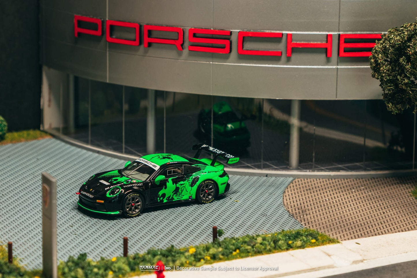 ELŐRENDELÉS - #TC-T64-093FMM - Porsche 911 GT3 CUP (992) - Fire Monkey Motorsport, Black Green