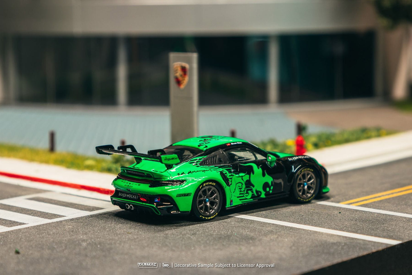 ELŐRENDELÉS - #TC-T64-093FMM - Porsche 911 GT3 CUP (992) - Fire Monkey Motorsport, Black Green