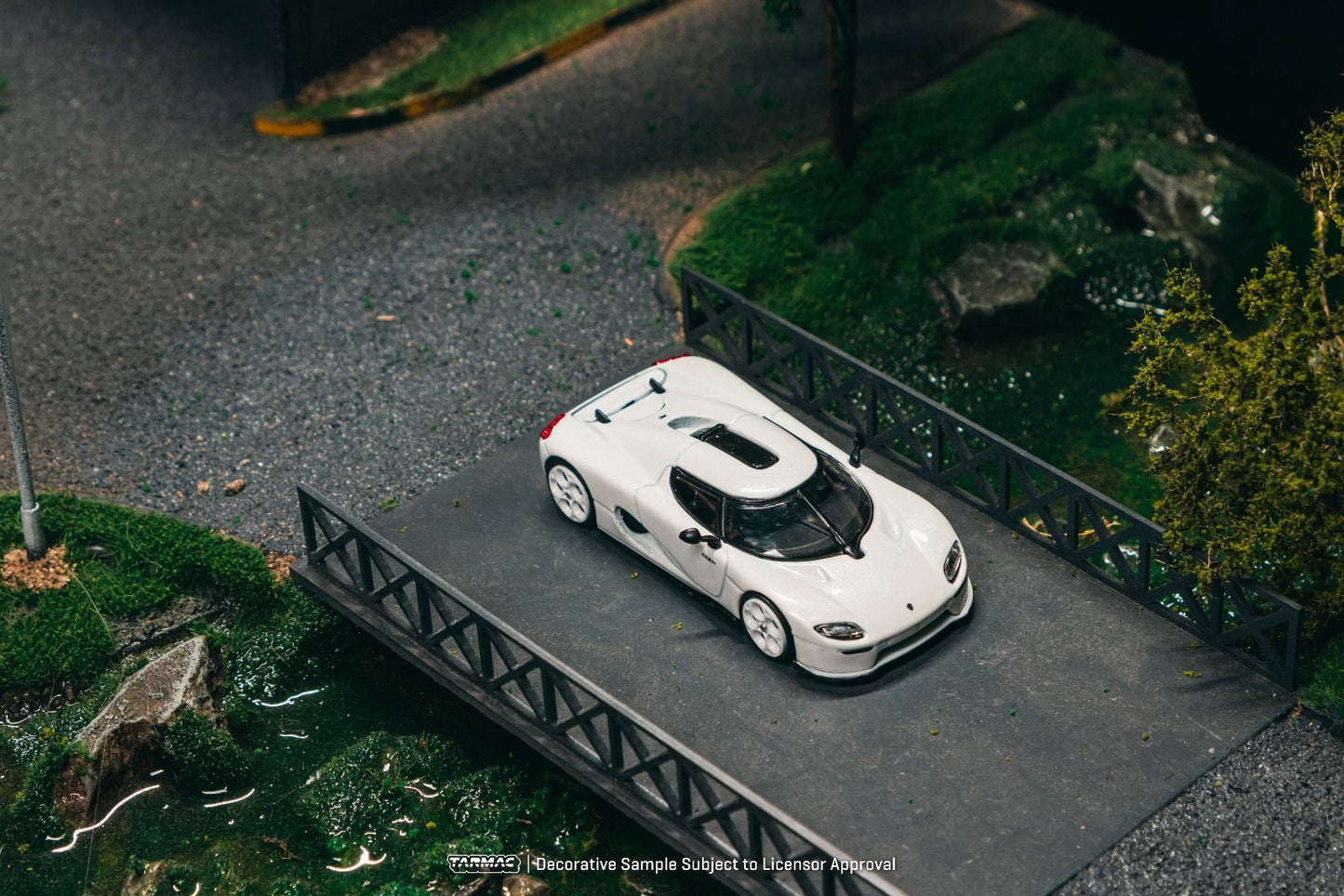 ELŐRENDELÉS - #TC-T64G-TL051-WH - Koenigsegg CC 850, White