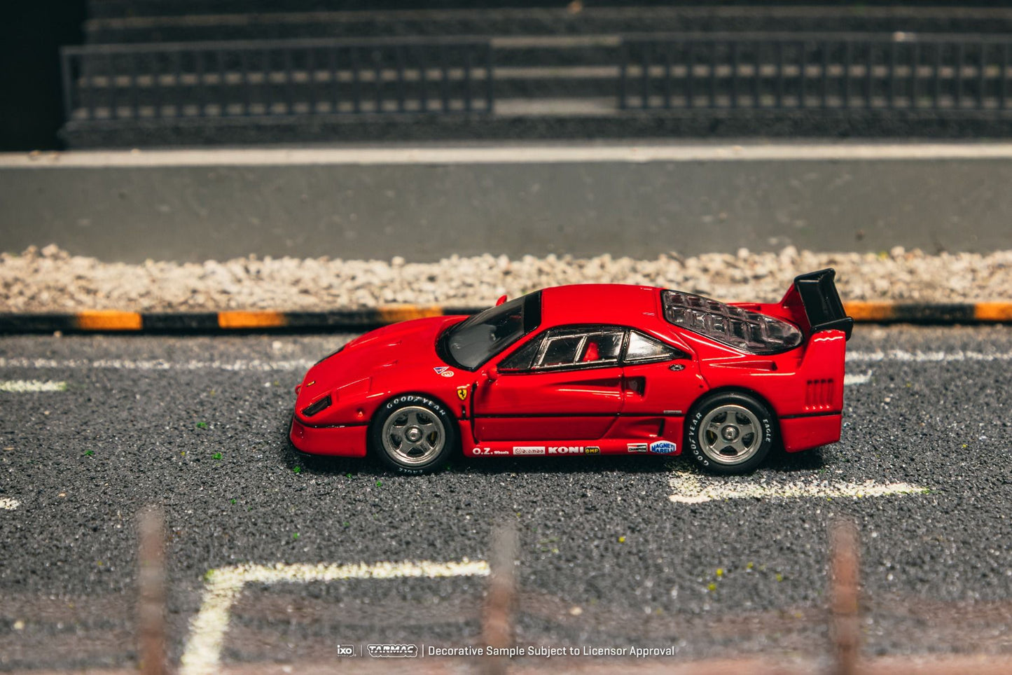 ELŐRENDELÉS - #TC-T64R-076-RE2 - Ferrari F40, Red