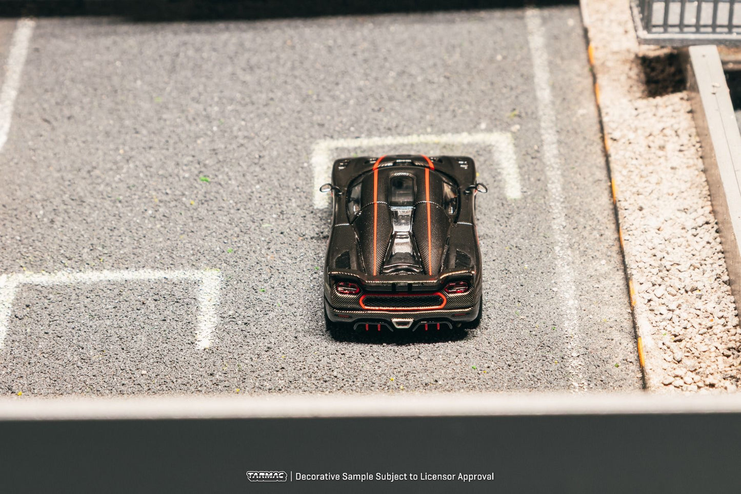 ELŐRENDELÉS - #TC-T64G-TL005-BCF - Koenigsegg Agera RS, Black carbon fibre / Red