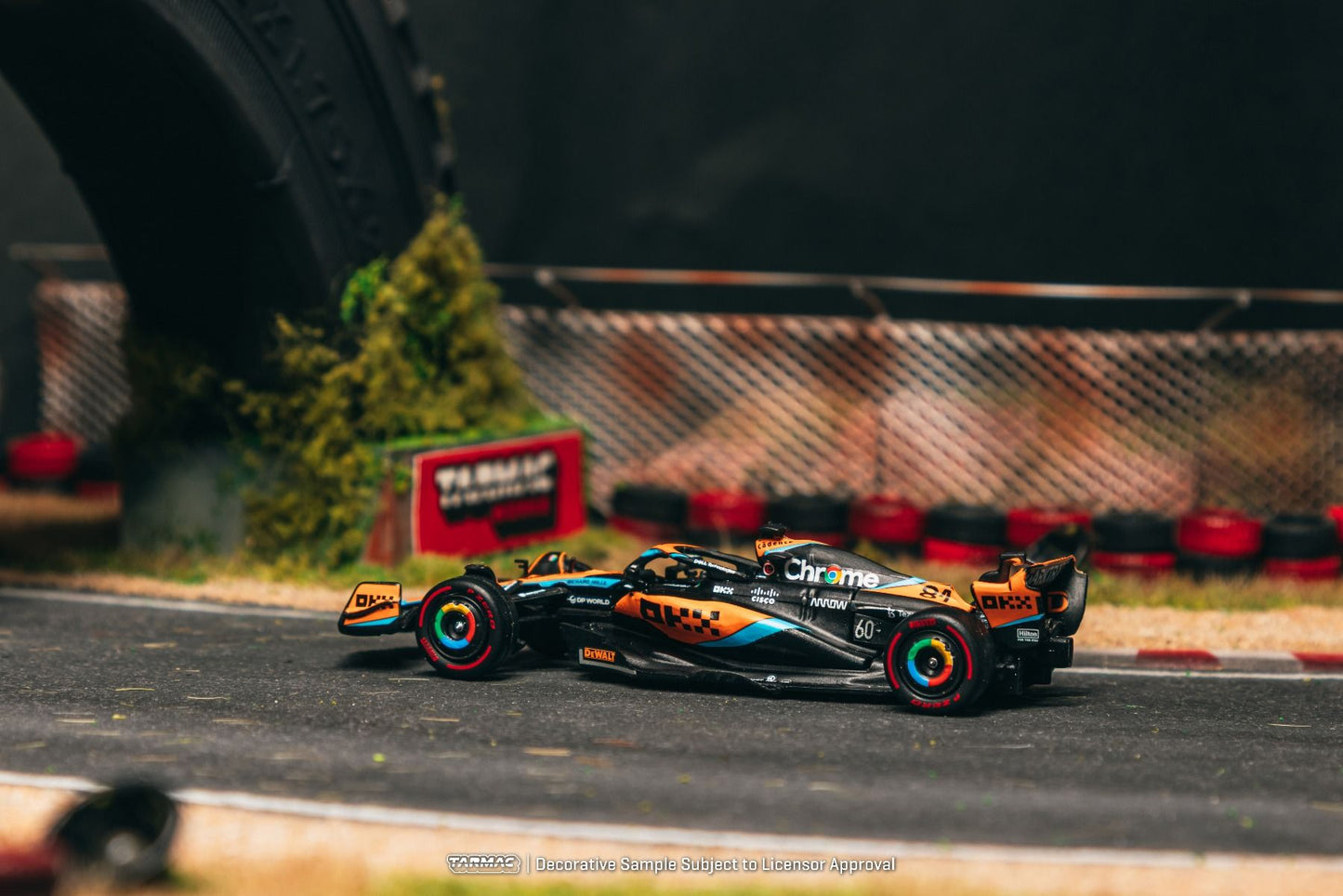 ELŐRENDELÉS - #TC-T64G-F070-OP2 - 2023 McLaren MCL60 #081, Oscar Piastri - Australian Grand Prix, Orange/Black