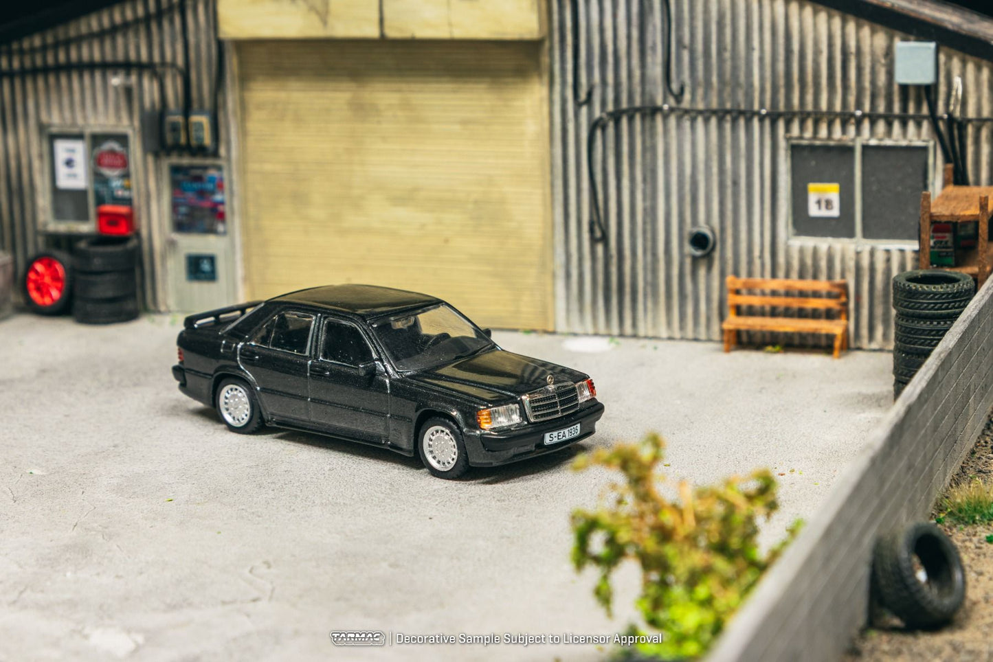 ELŐRENDELÉS - #TC-T64G-047-BK - Mercedes Benz 190E 2.3-1.6, Blue/Black Metallic