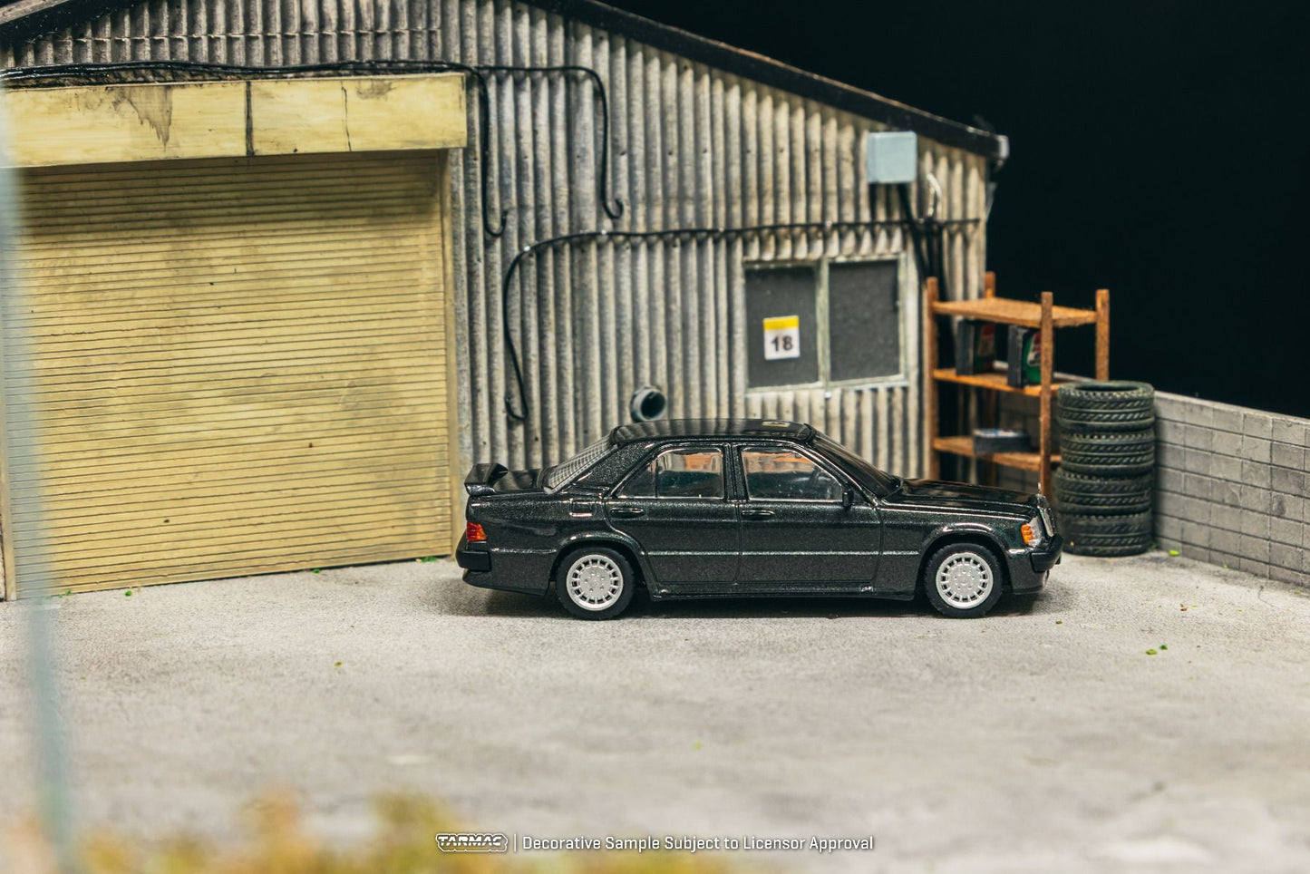 ELŐRENDELÉS - #TC-T64G-047-BK - Mercedes Benz 190E 2.3-1.6, Blue/Black Metallic