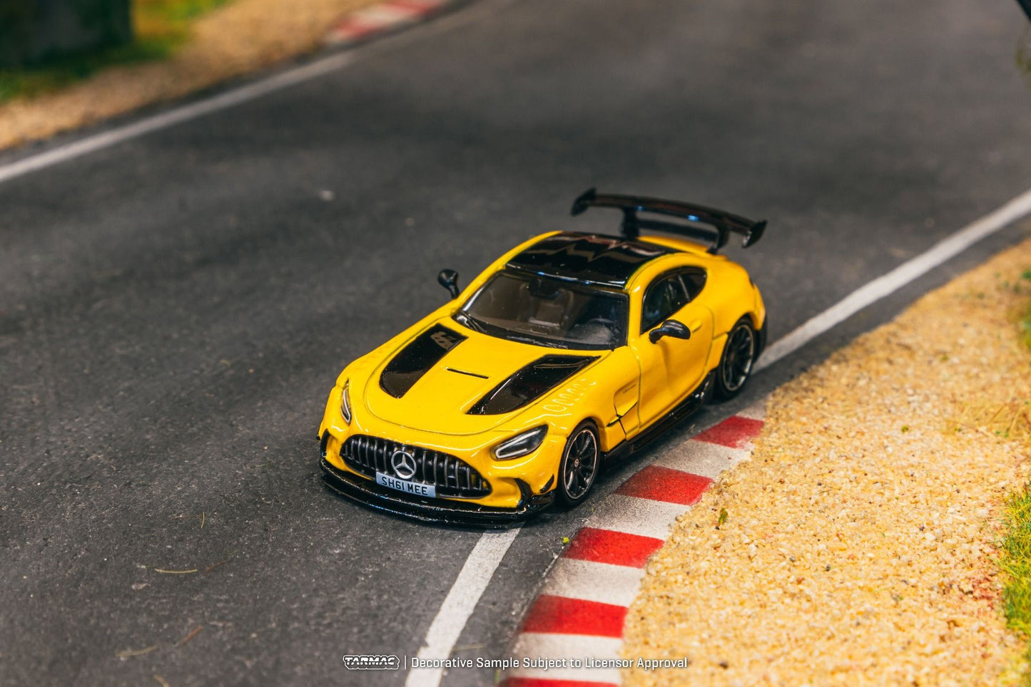 Mercedes-Benz AMG GT Black Series, Yellow