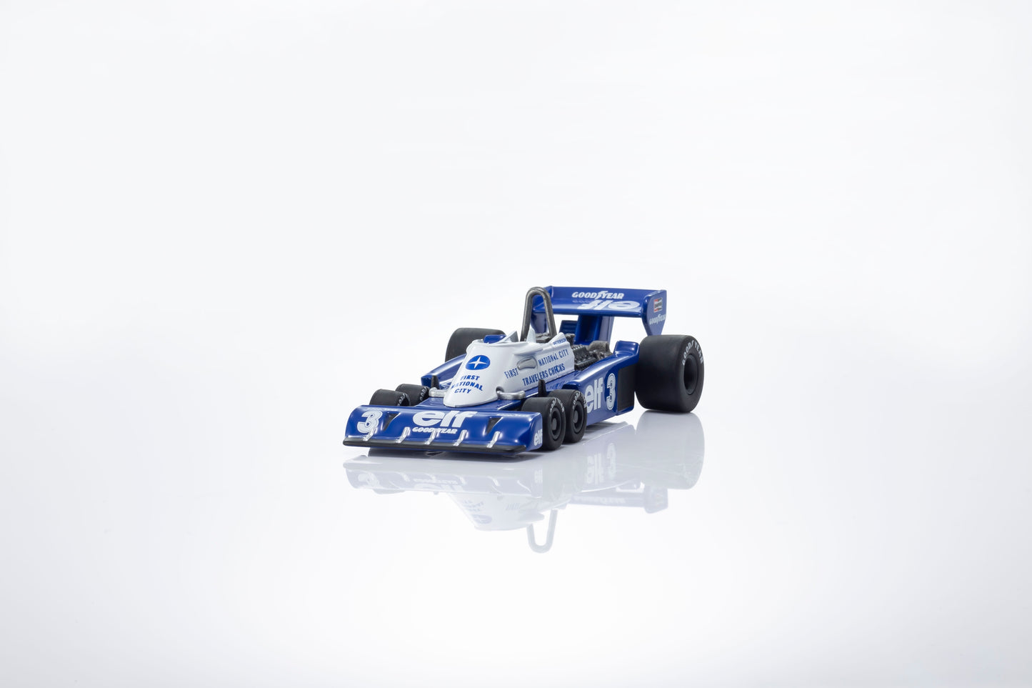 ELŐRENDELÉS - Kyosho - #07038B3 - Tyrell P34 NO.3 1977