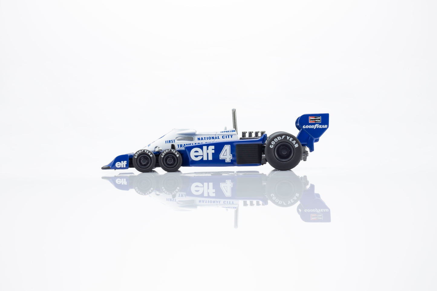 ELŐRENDELÉS - Kyosho - #07038B4 - Tyrell P34 NO.4 1977
