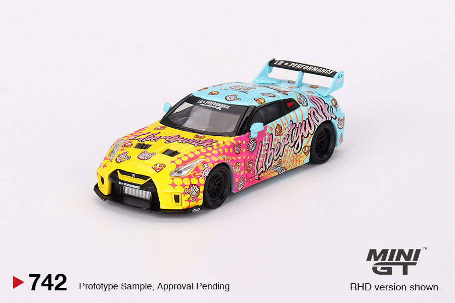 #742 - LB-Silhouette Works GT Nissan 35GT-RR Ver.1 LBWK KUMA