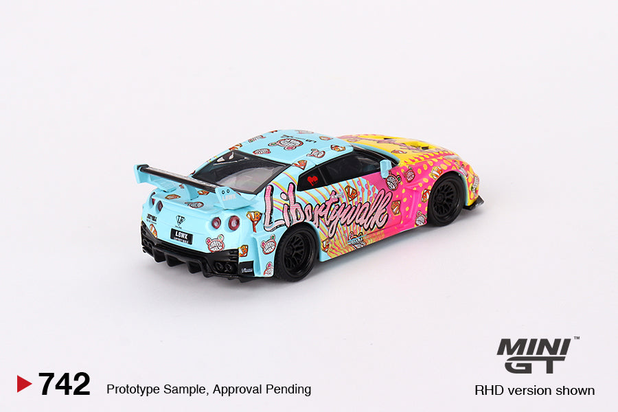 #742 - LB-Silhouette Works GT Nissan 35GT-RR Ver.1 LBWK KUMA