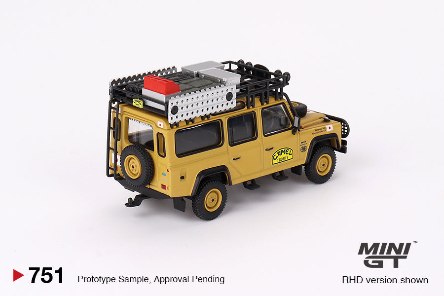 #751 - Land Rover Defender 110 1989 Camel Trophy Amazon Team Japan