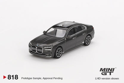 #818 - BMW i7 Xdrive60 Dravit Grey 2024