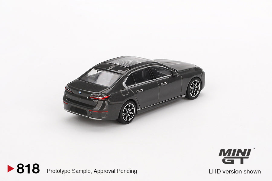 #818 - BMW i7 Xdrive60 Dravit Grey 2024