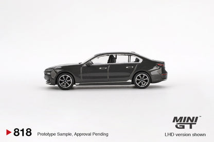 #818 - BMW i7 Xdrive60 Dravit Grey 2024