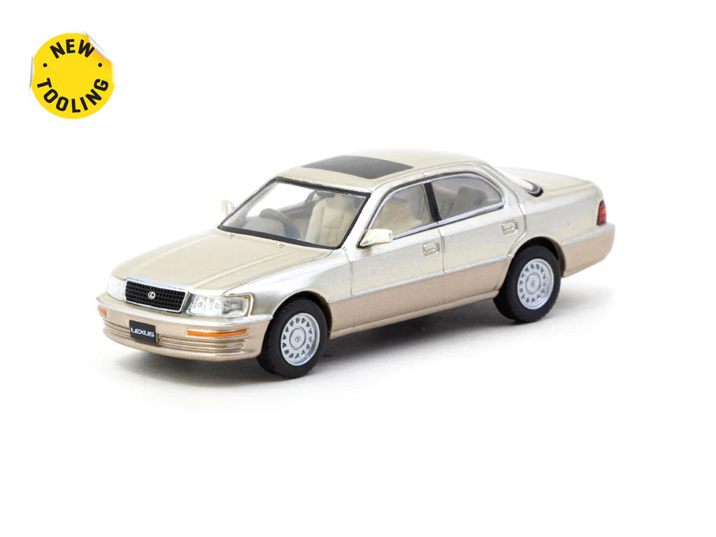 Lexus LS400 (Champagne Beige Metallic)