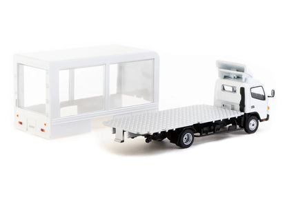 Mitsubishi Fuso Canter Mobile Display Truck (White)