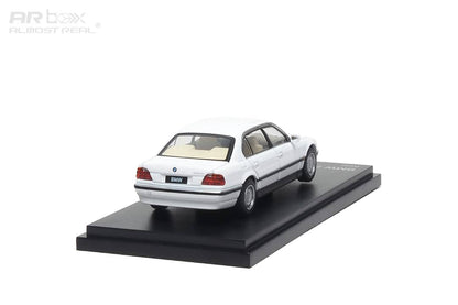 AR Box - BMW 7 Series Mk3 E38 750iL, White