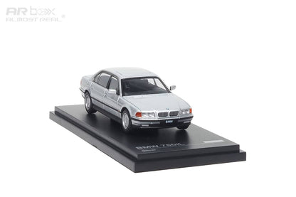 AR Box - BMW 7 Series Mk3 E38 750iL, Silver