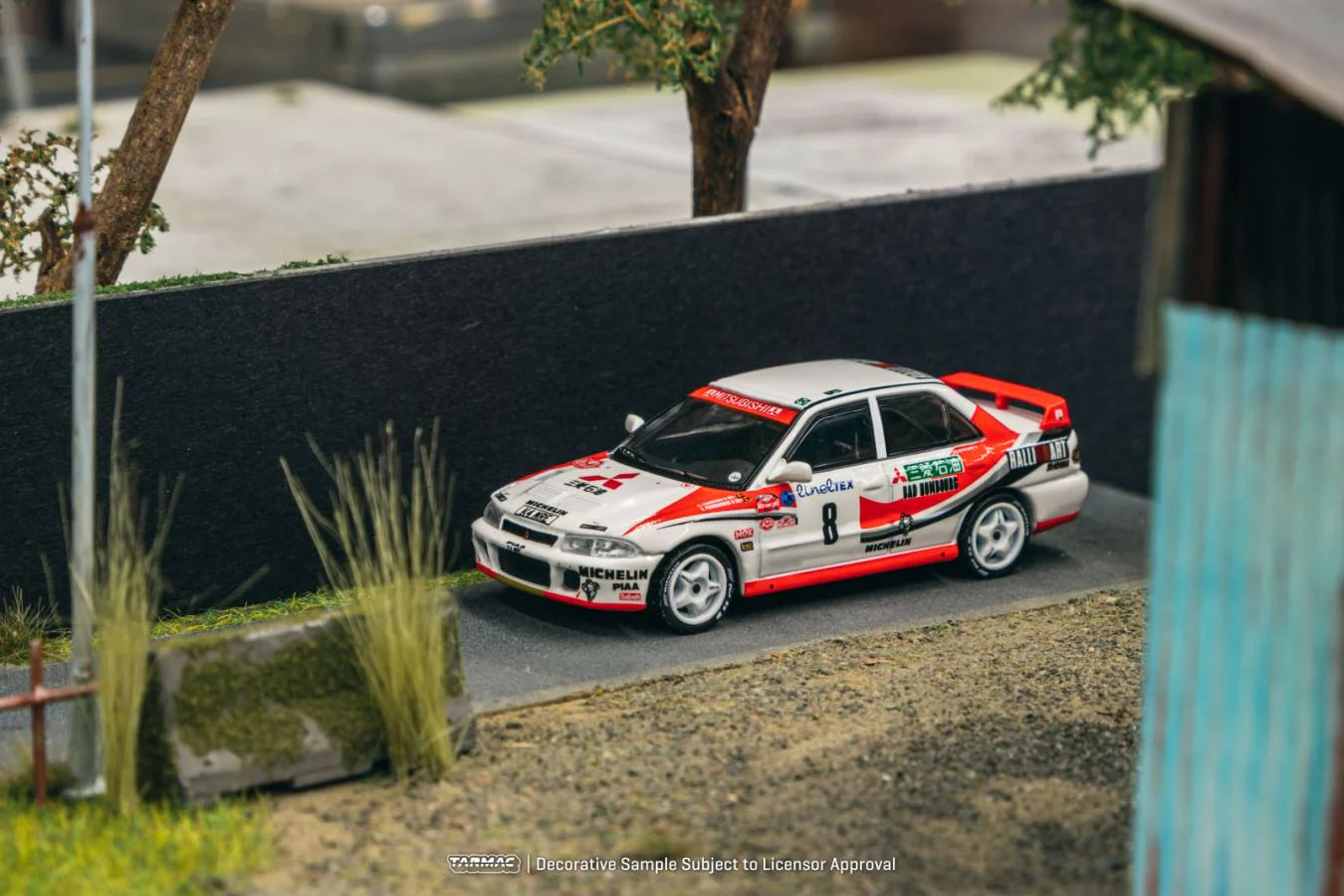 Mitsubishi Lancer Evolution, #8 K.Eriksson/S. Parmander Rally Monte Carlo 1993, White/Red