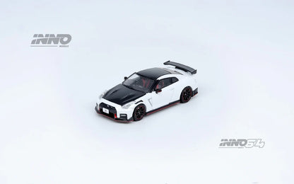 Nissan GT-R (R35) NISMO, Fehér