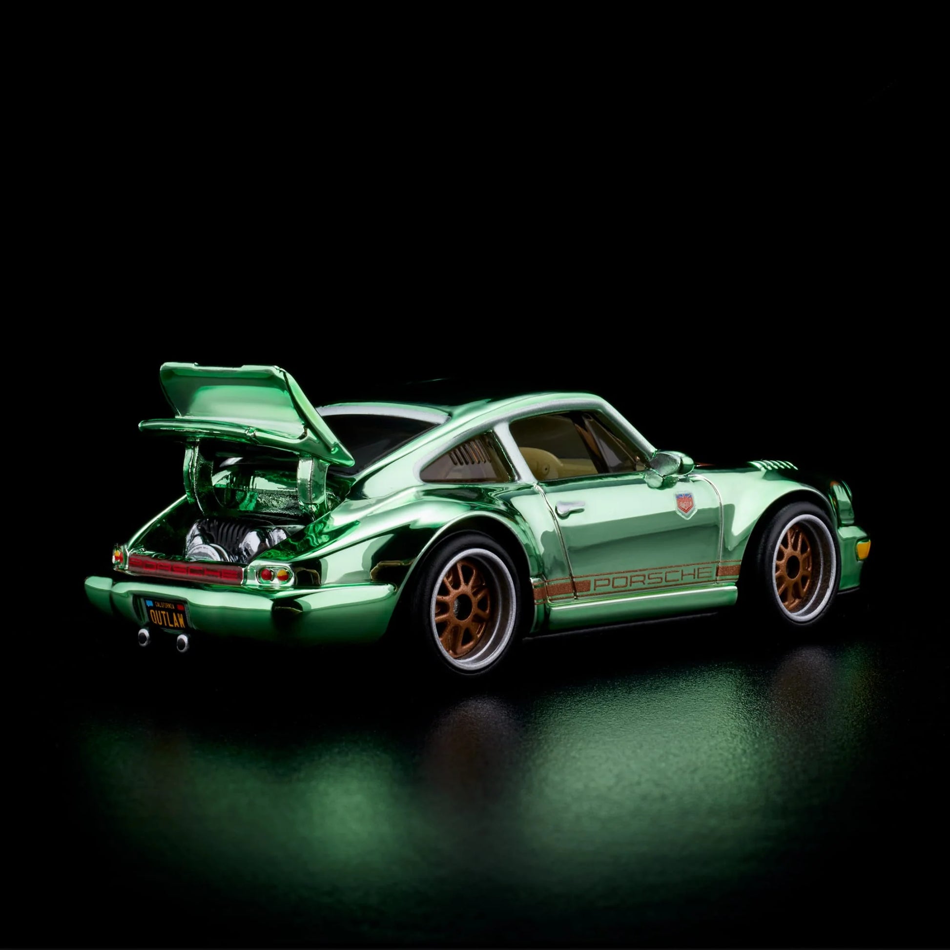porsche outlaw green