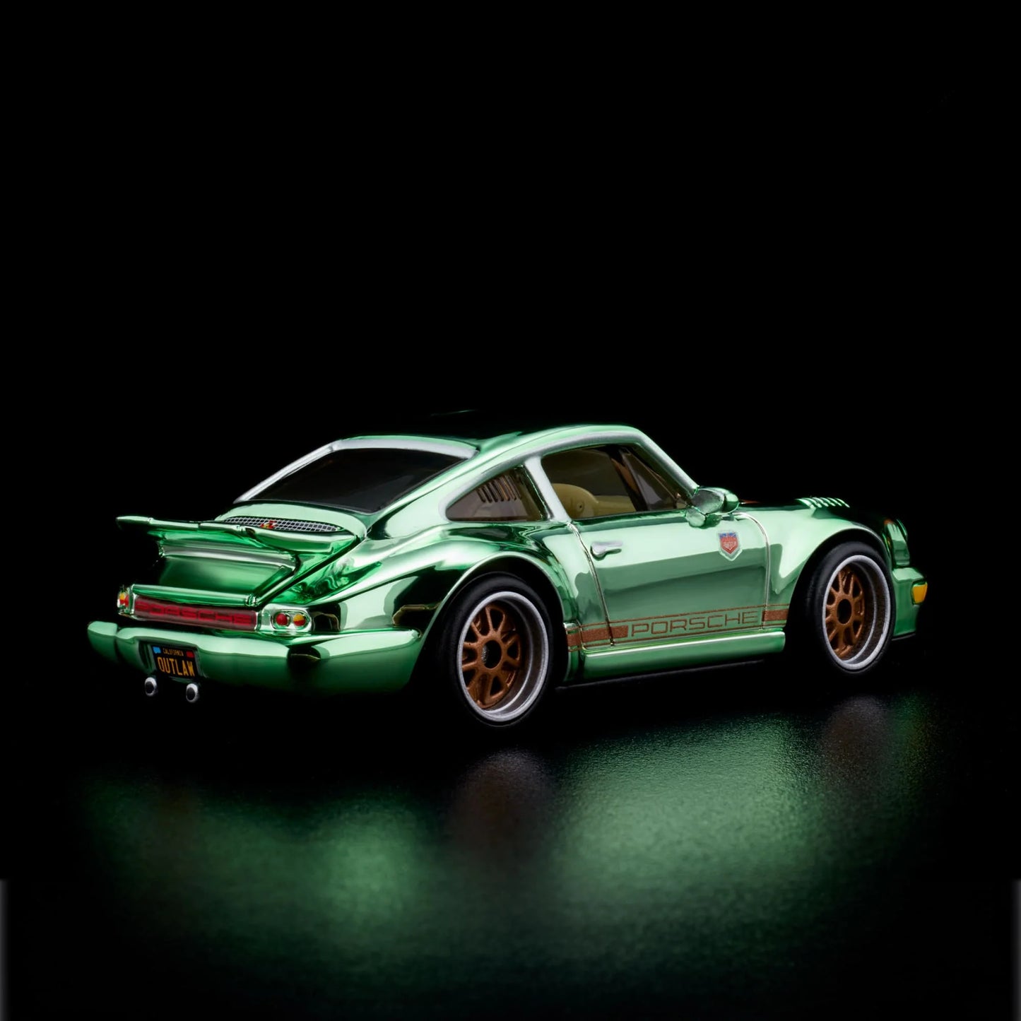 porsche outlaw green