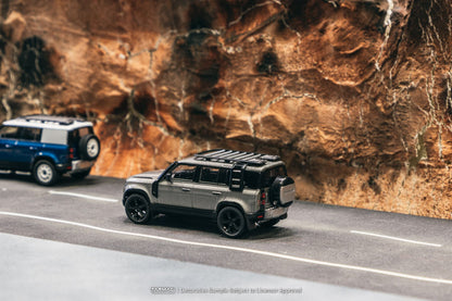 Land Rover Defender 110, Grey Metallic