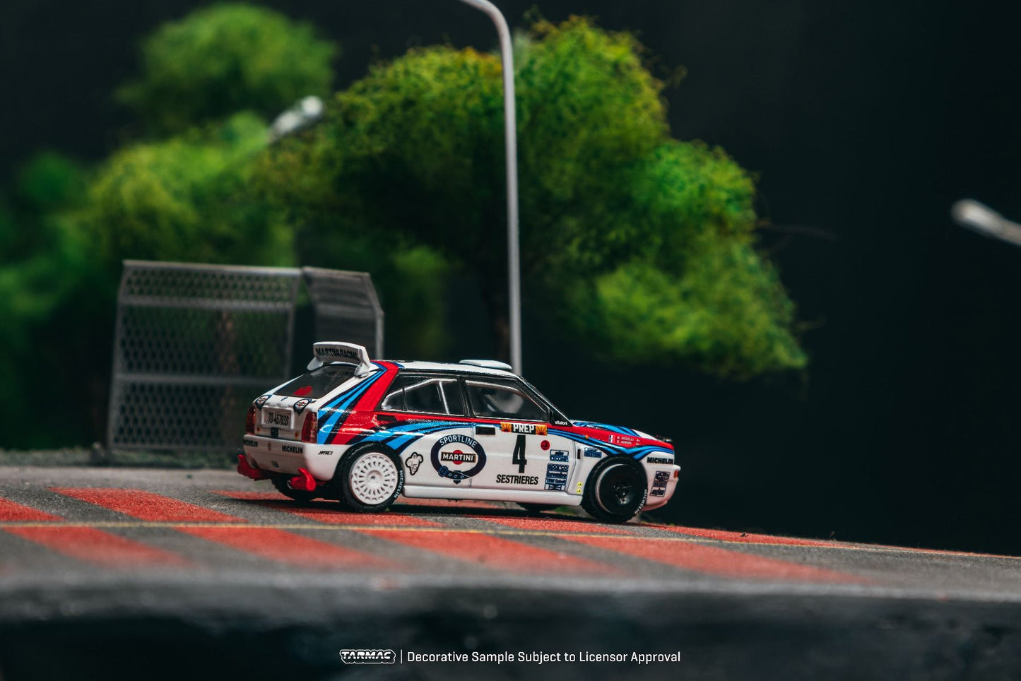 ELŐRENDELÉS - #TC-T64-049-92MCR04 - Lancia Delta HF Integrale Monte Carlo Rally 1992 Winner - Didier Auriol / Bernard Occelli, Blue White Red